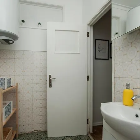 Apartman Cost Airport Whole
